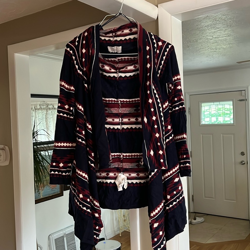 Springfield cardigan - size 4